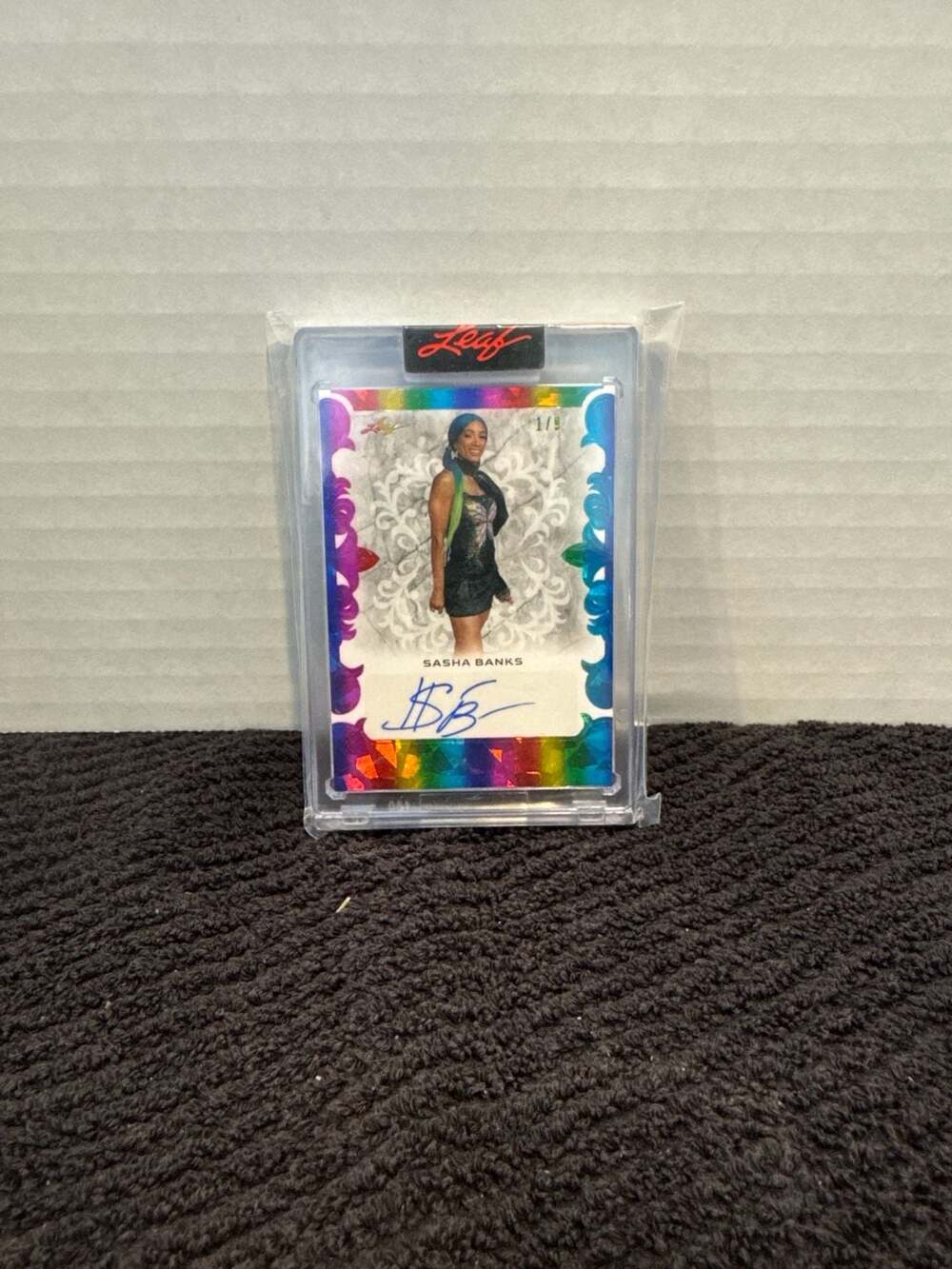 2023 Leaf Superlative Signatures Sasha Banks Mercedes Mone Auto 1/9